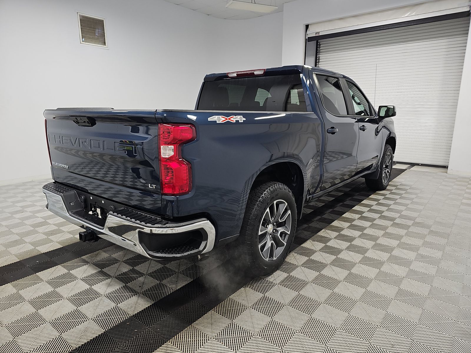 2023 Chevrolet Silverado 1500 LT AWD