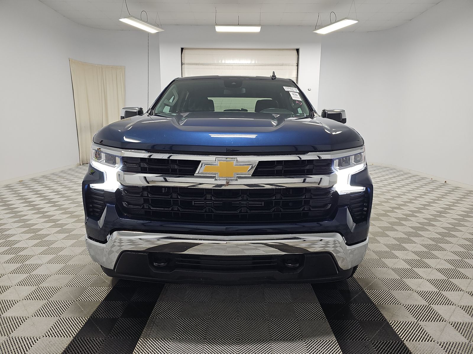 2023 Chevrolet Silverado 1500 LT AWD