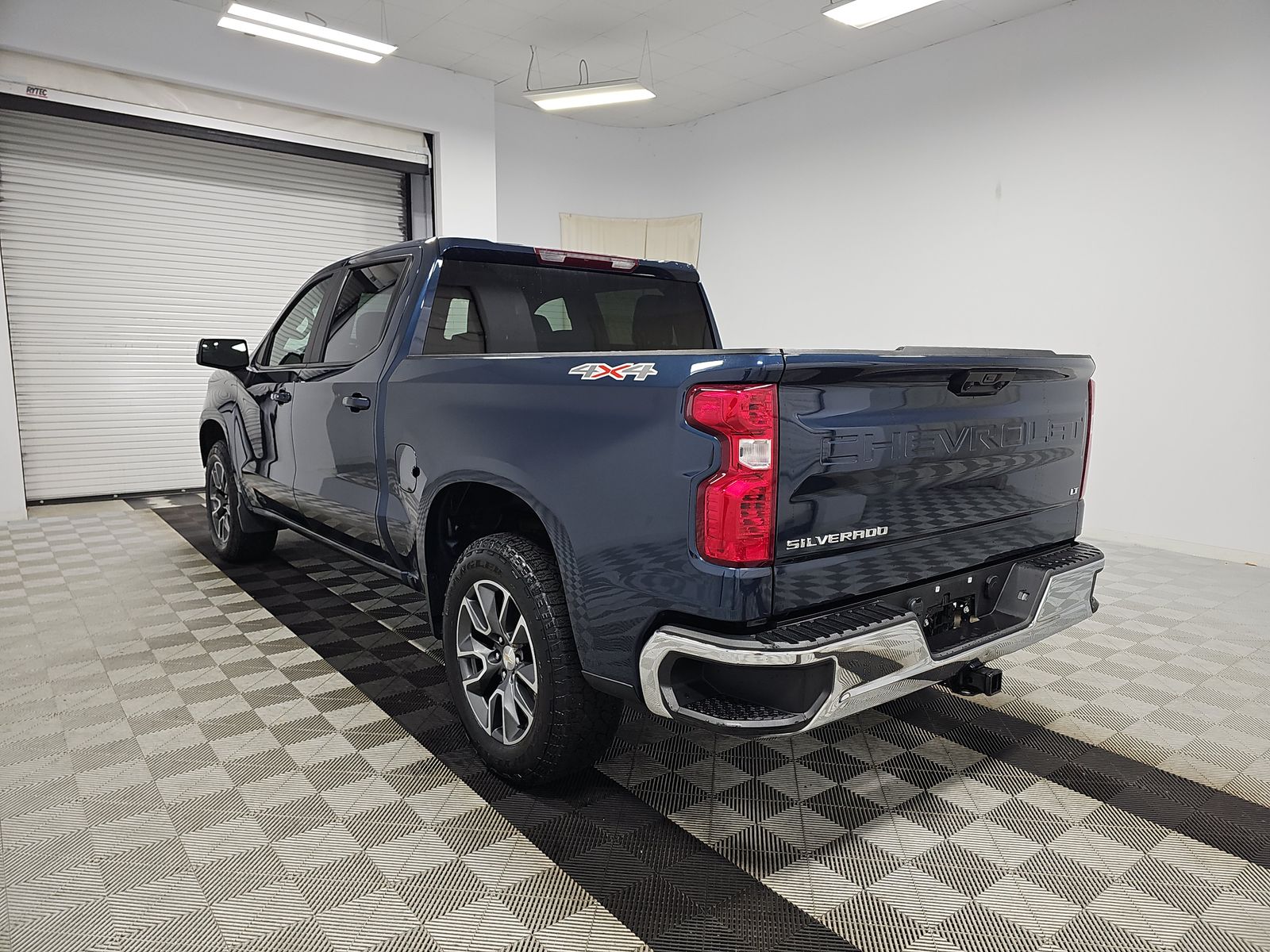 2023 Chevrolet Silverado 1500 LT AWD