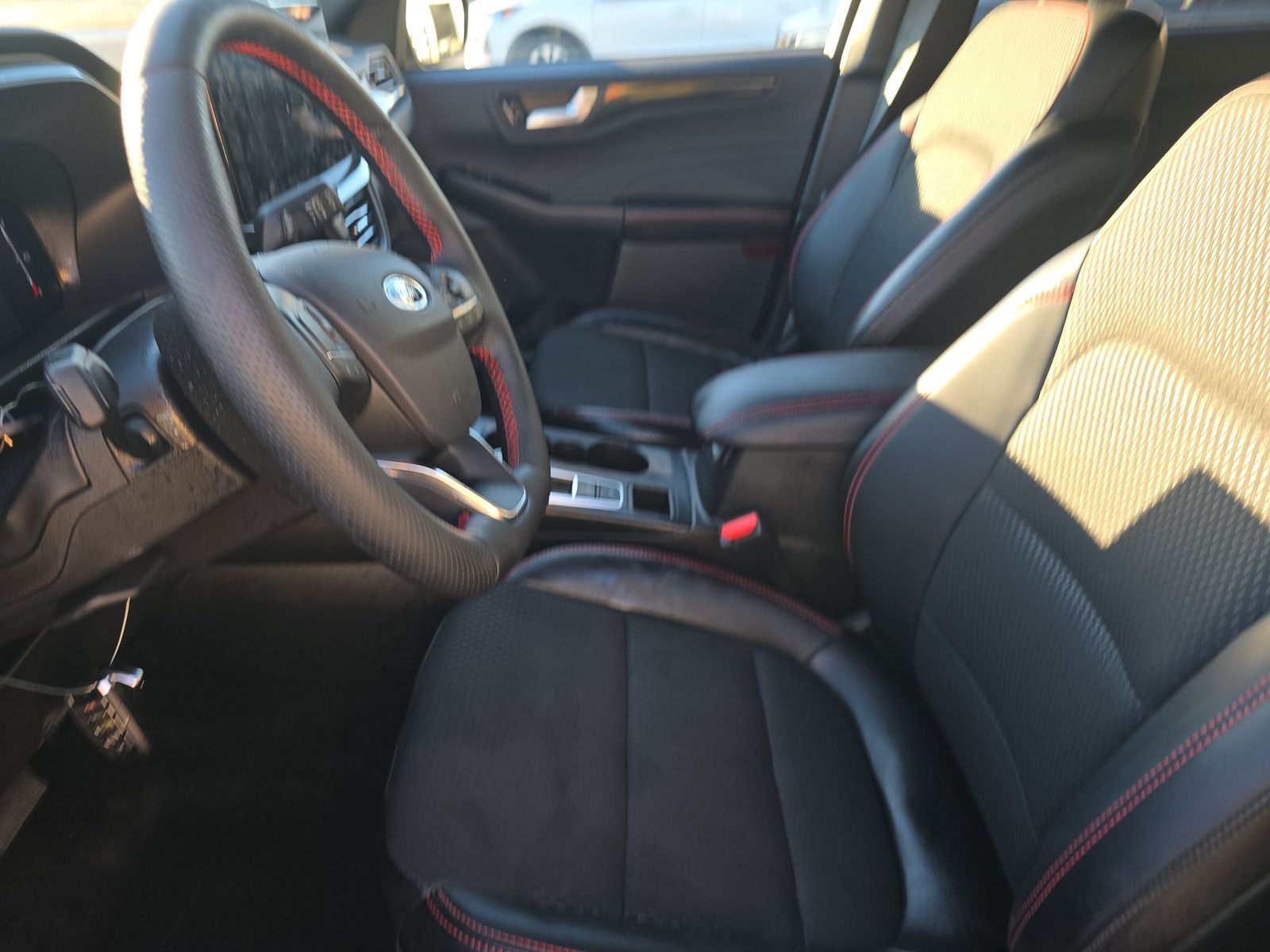 2025 Ford Escape Hybrid ST-Line FWD