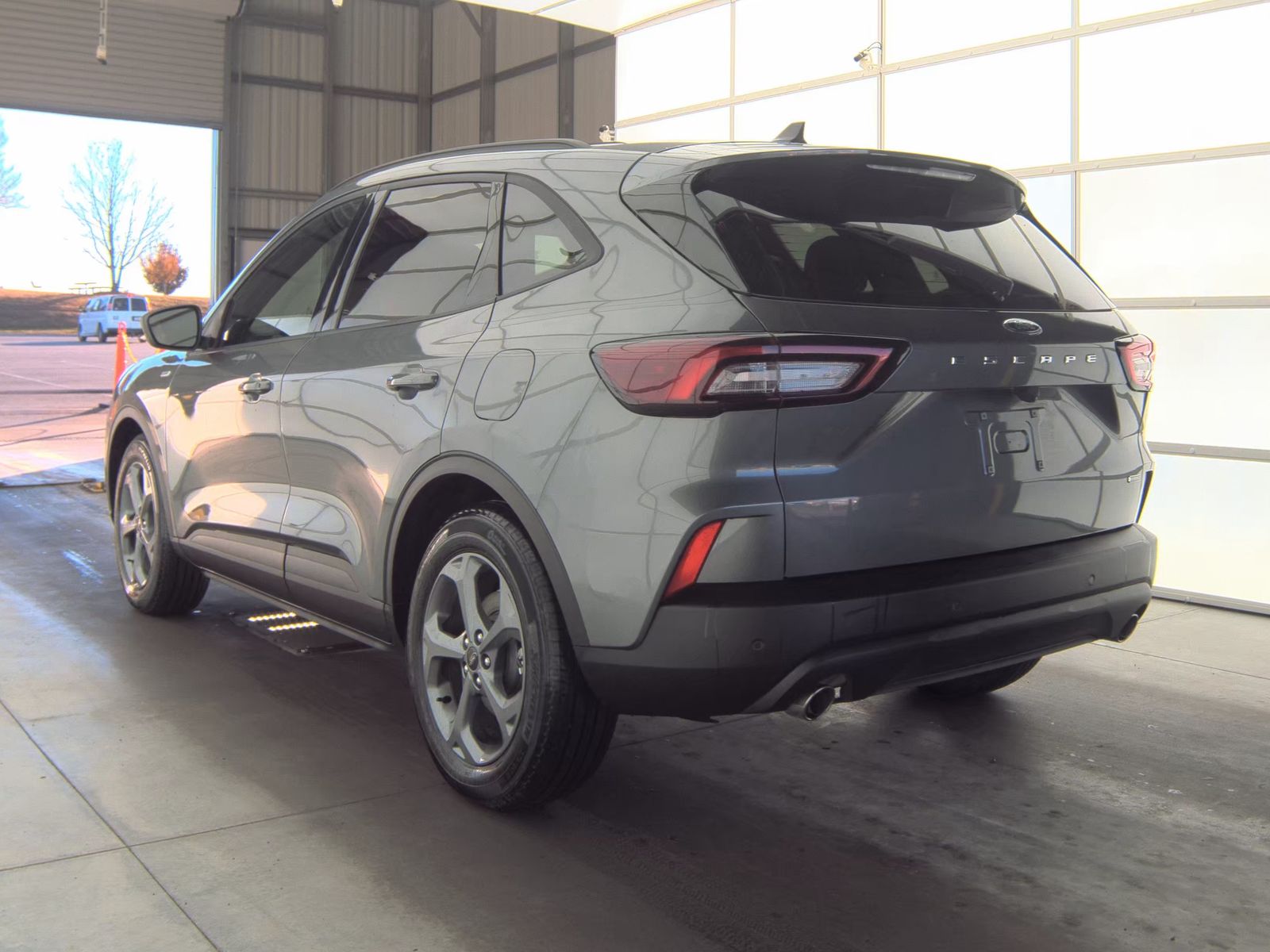 2025 Ford Escape Hybrid ST-Line FWD