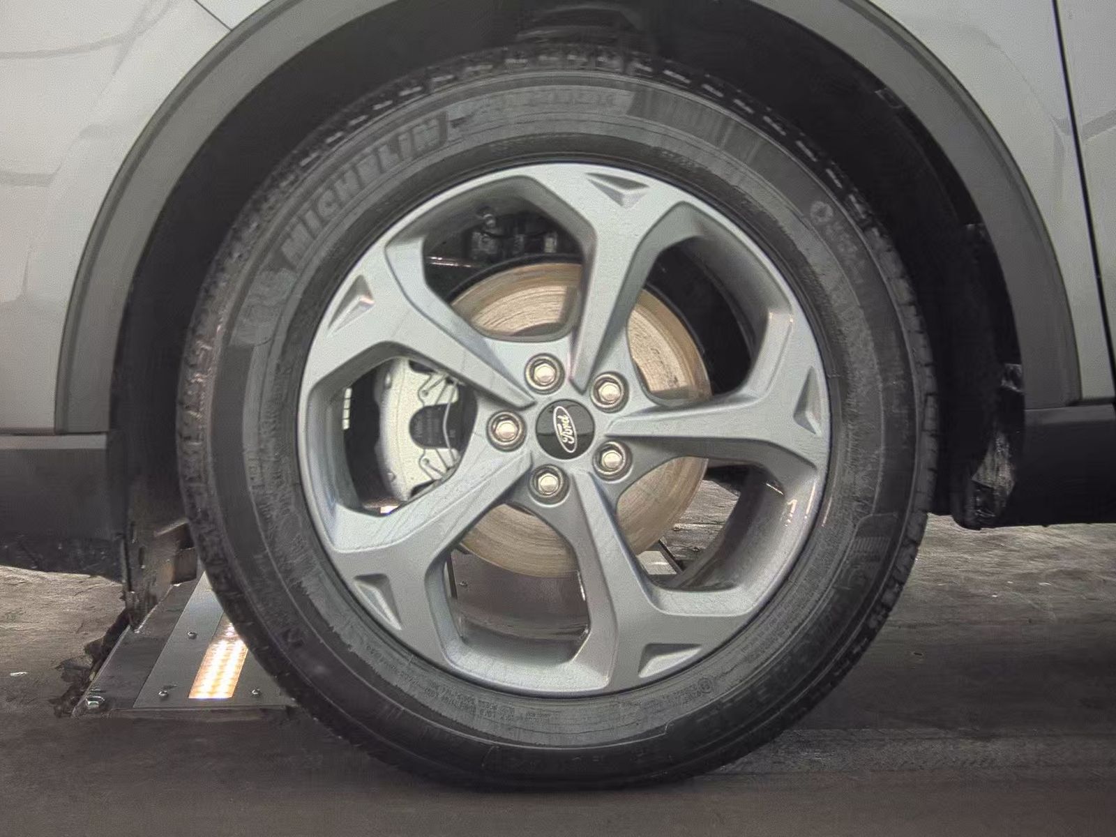 2025 Ford Escape Hybrid ST-Line FWD