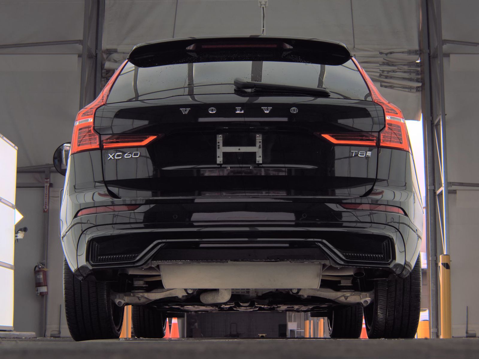 2025 Volvo XC60 Plug-In Hybrid T8 Ultra AWD