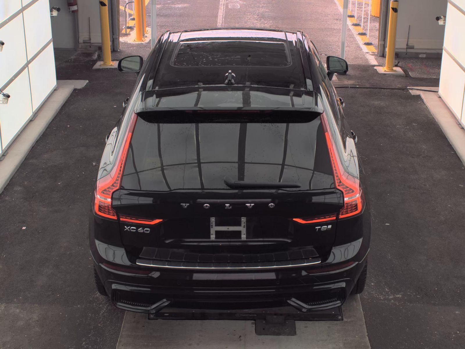 2025 Volvo XC60 Plug-In Hybrid T8 Ultra AWD