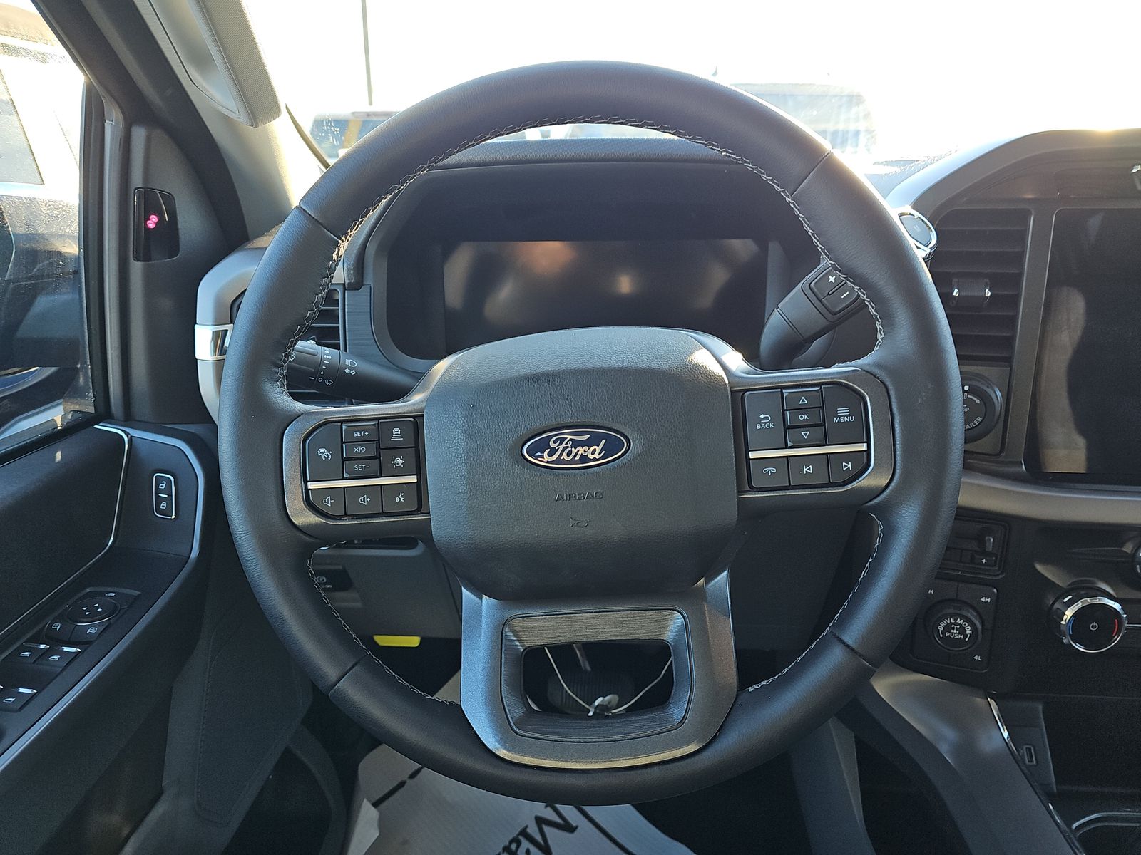 2024 Ford F-150 XLT AWD