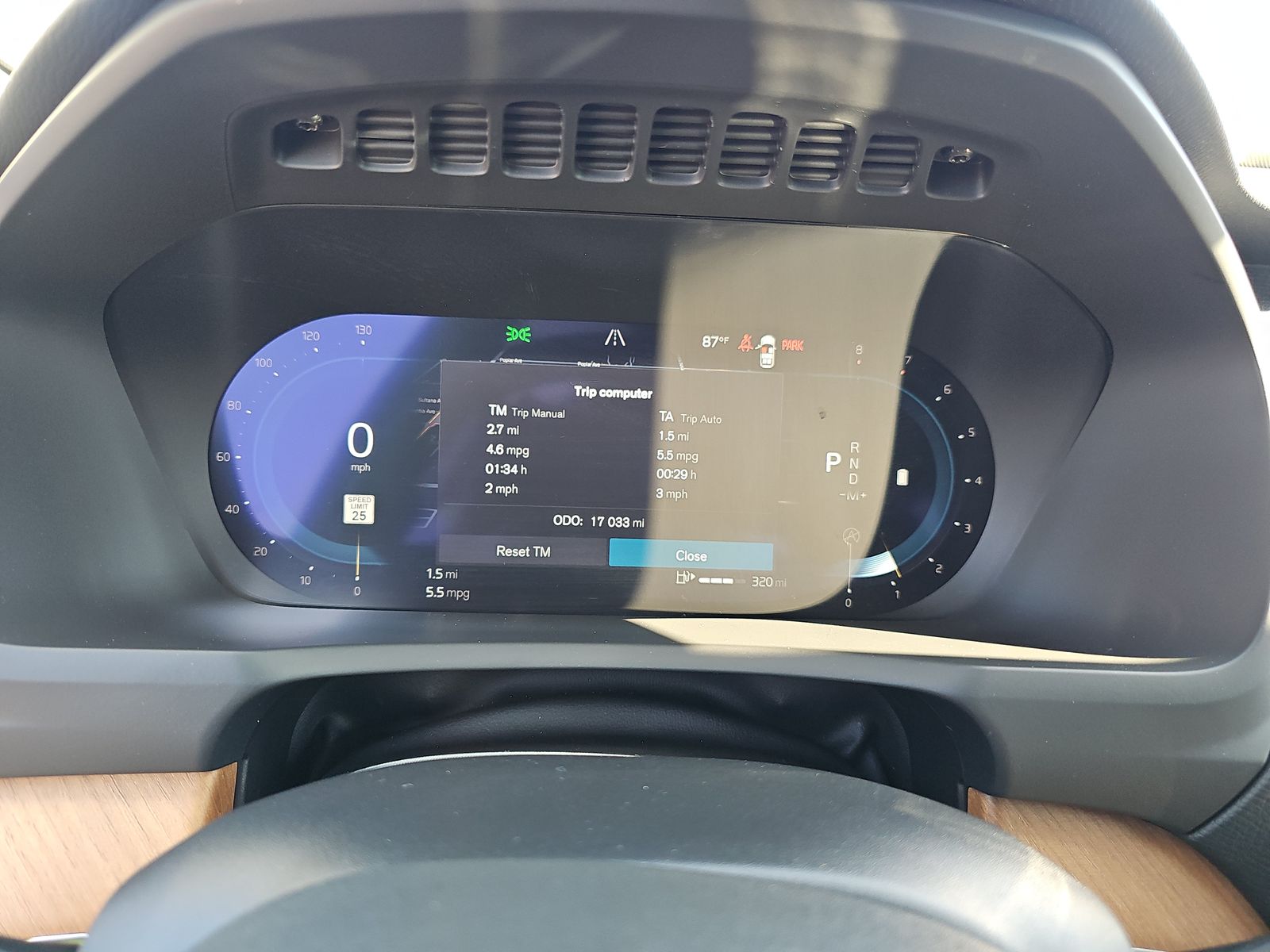 2024 Volvo XC90 B5 Plus AWD