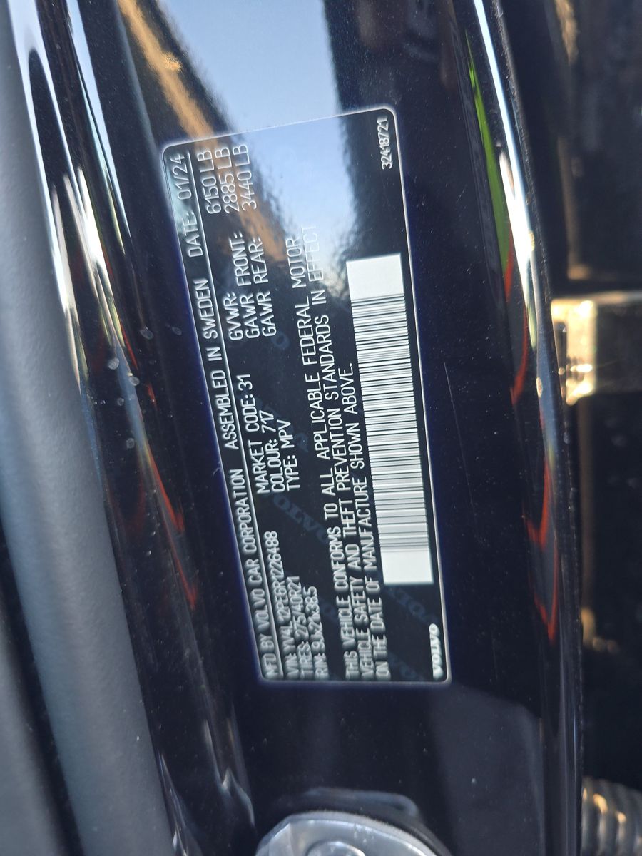 2024 Volvo XC90 B5 Plus AWD