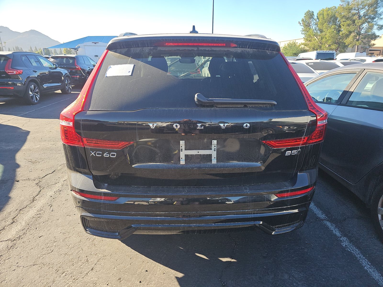 2025 Volvo XC60 B5 Plus AWD