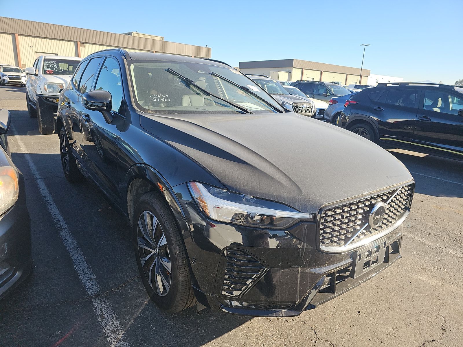 2025 Volvo XC60 B5 Plus AWD