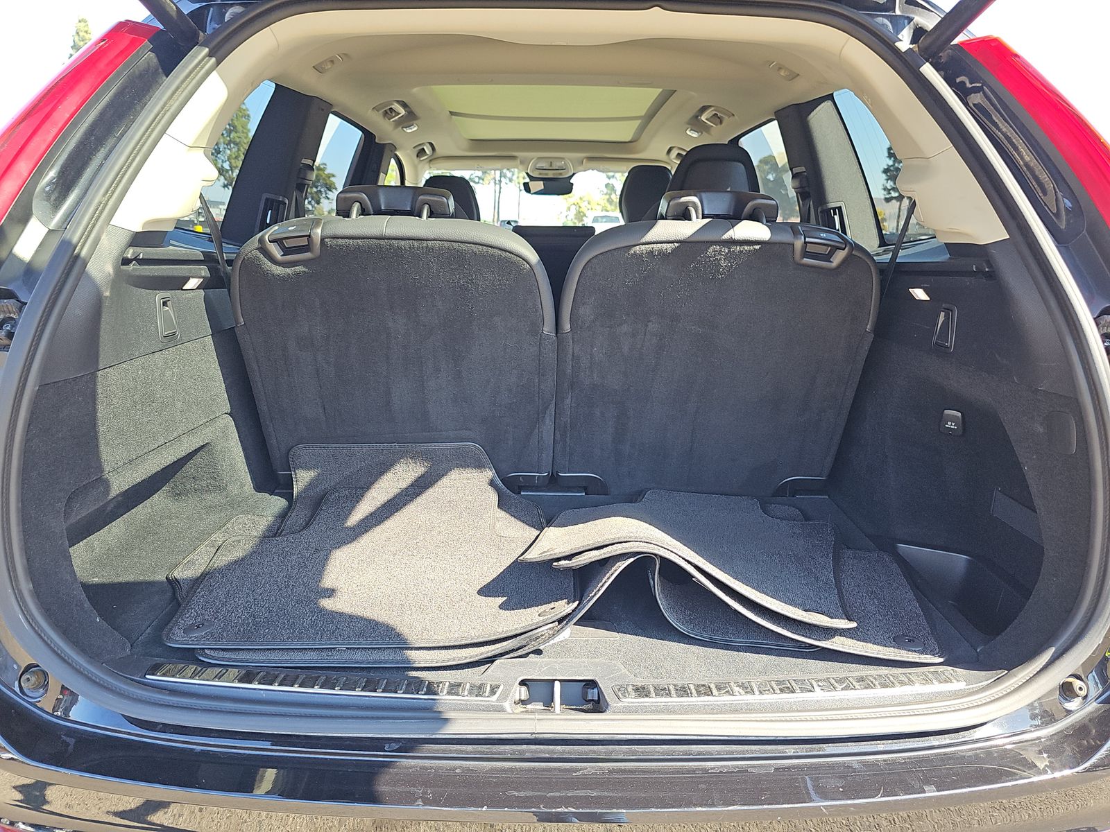 2024 Volvo XC90 B5 Plus AWD