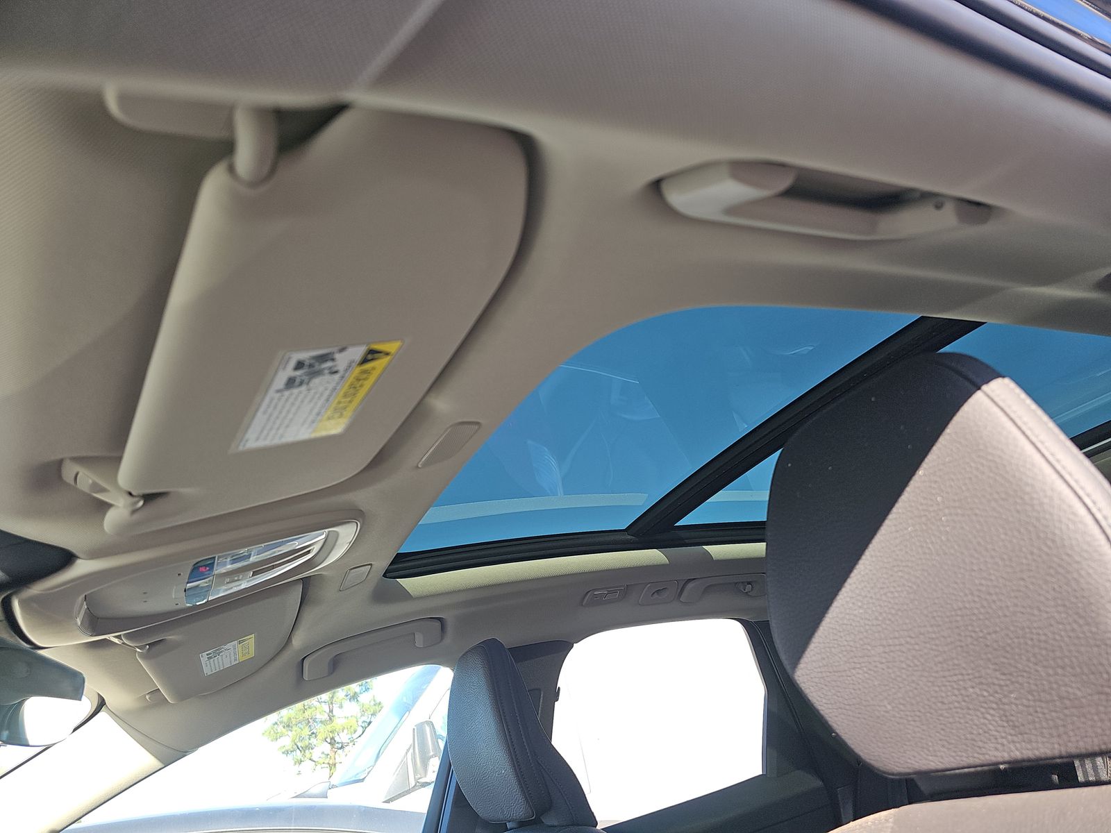 2025 Volvo XC60 B5 Plus AWD