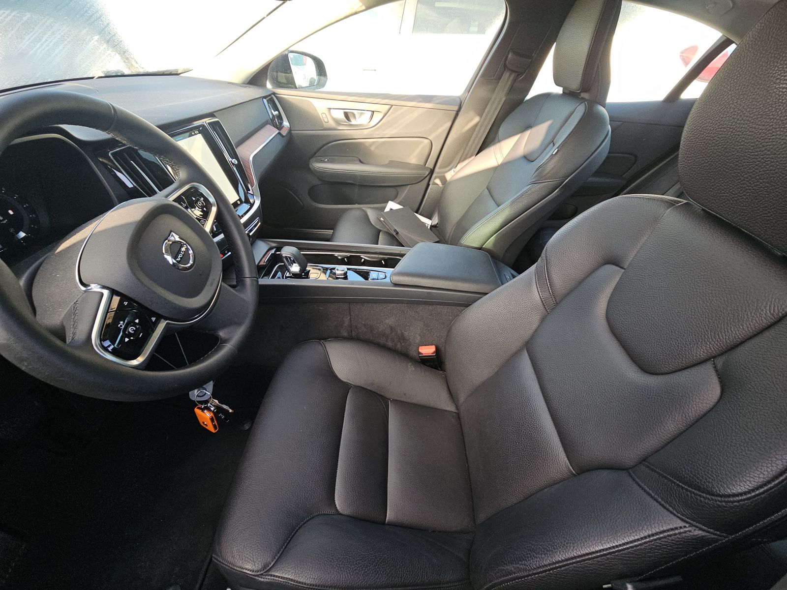 2025 Volvo S60 B5 Plus AWD