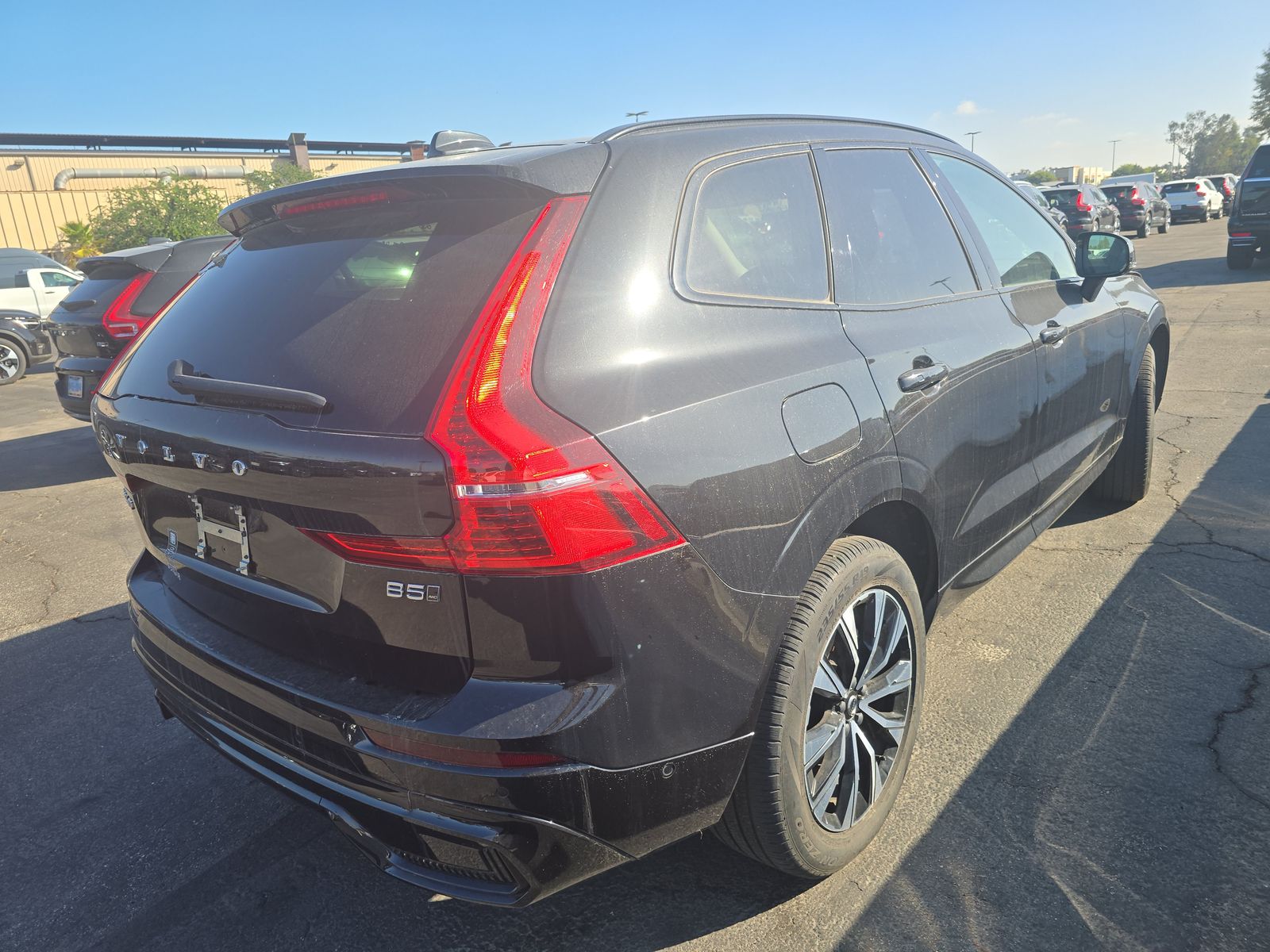 2025 Volvo XC60 B5 Plus AWD