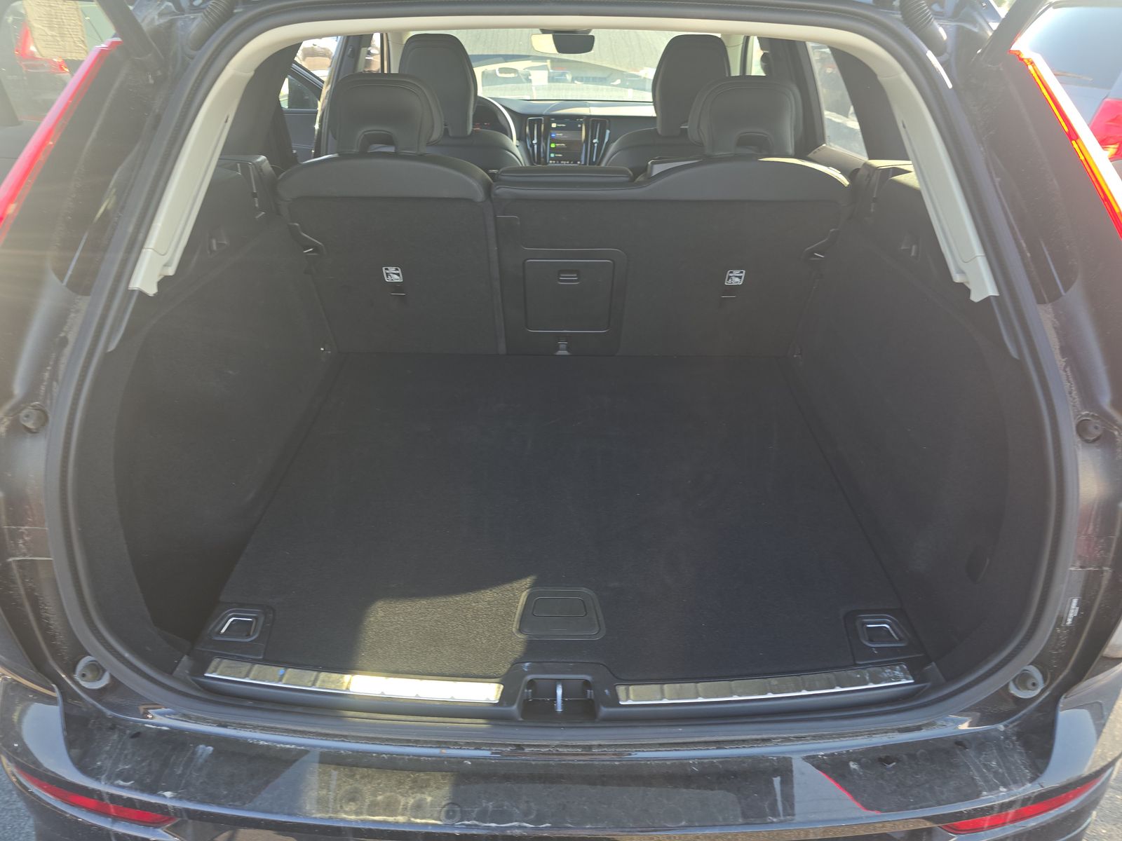 2025 Volvo XC60 B5 Plus AWD