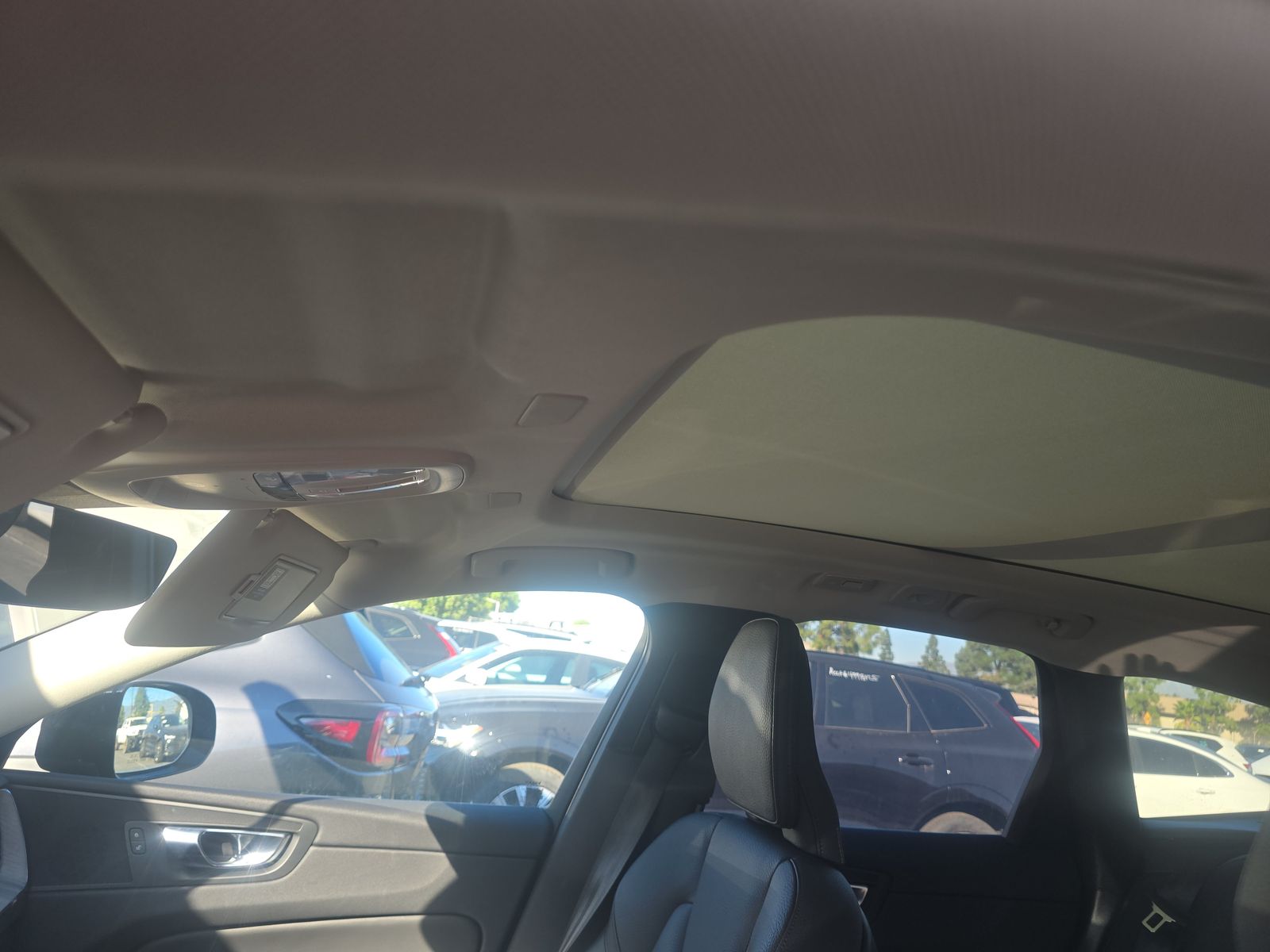 2025 Volvo XC60 B5 Plus AWD