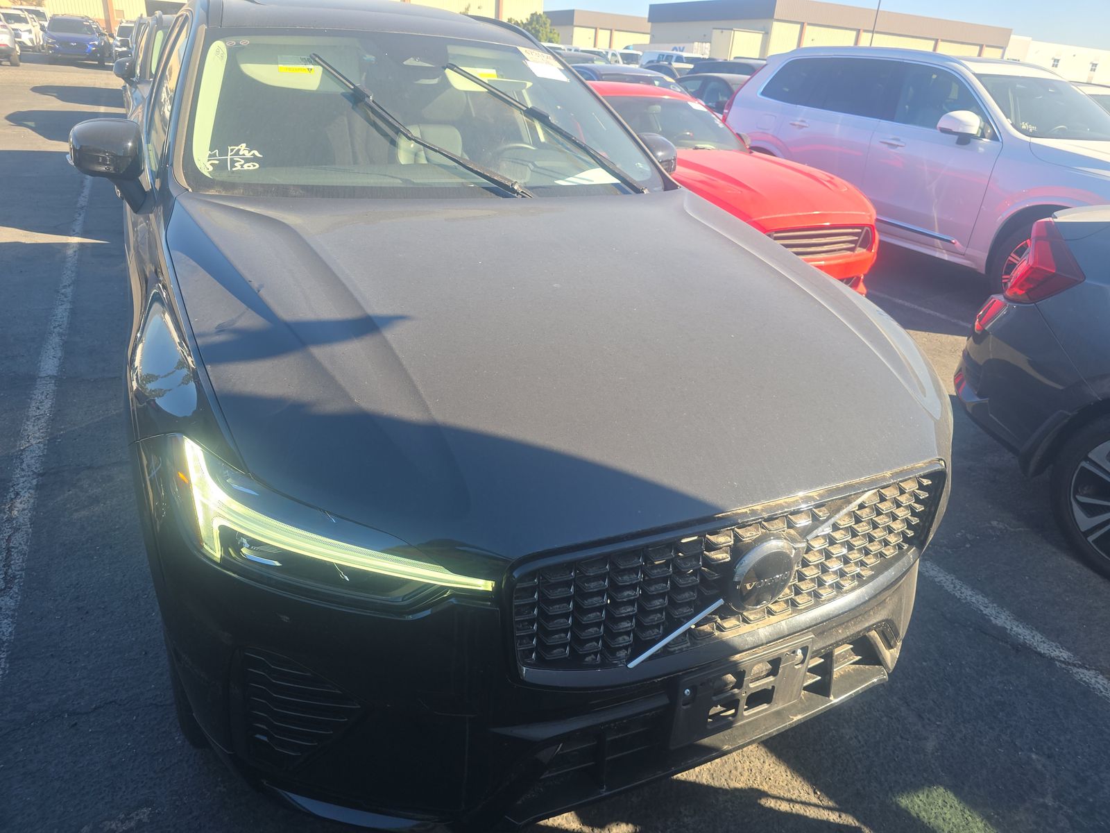 2025 Volvo XC60 B5 Plus AWD