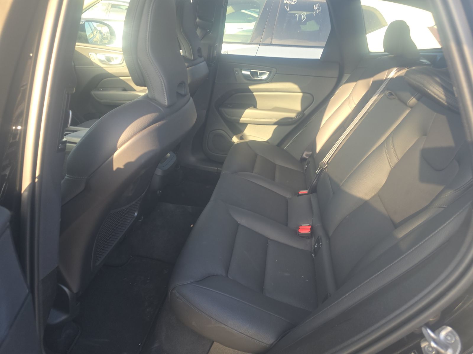 2025 Volvo XC60 B5 Plus AWD