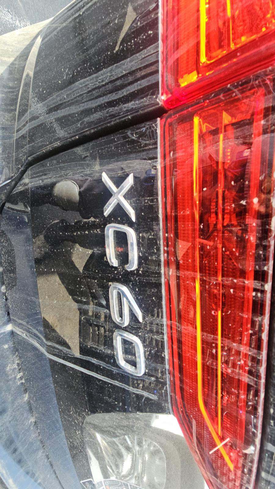 2025 Volvo XC60 B5 Plus AWD