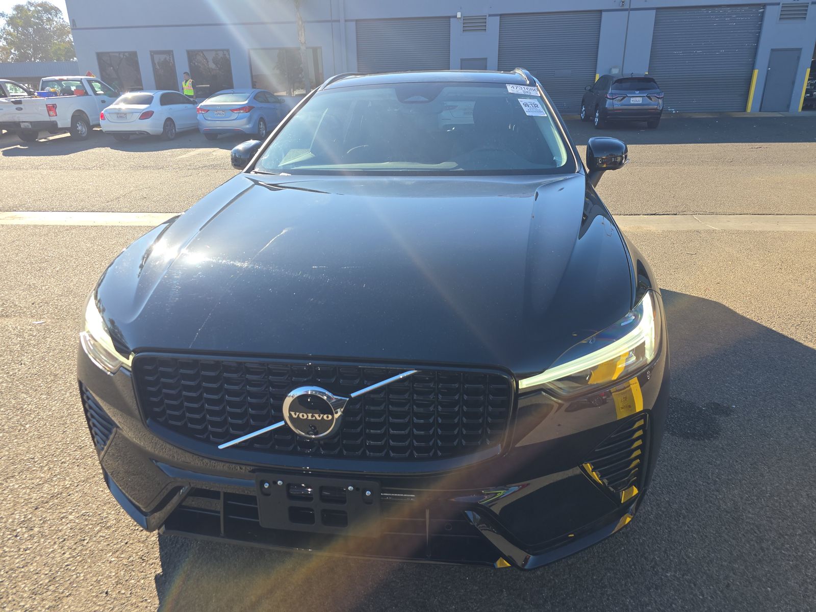 2025 Volvo XC60 B5 Plus AWD