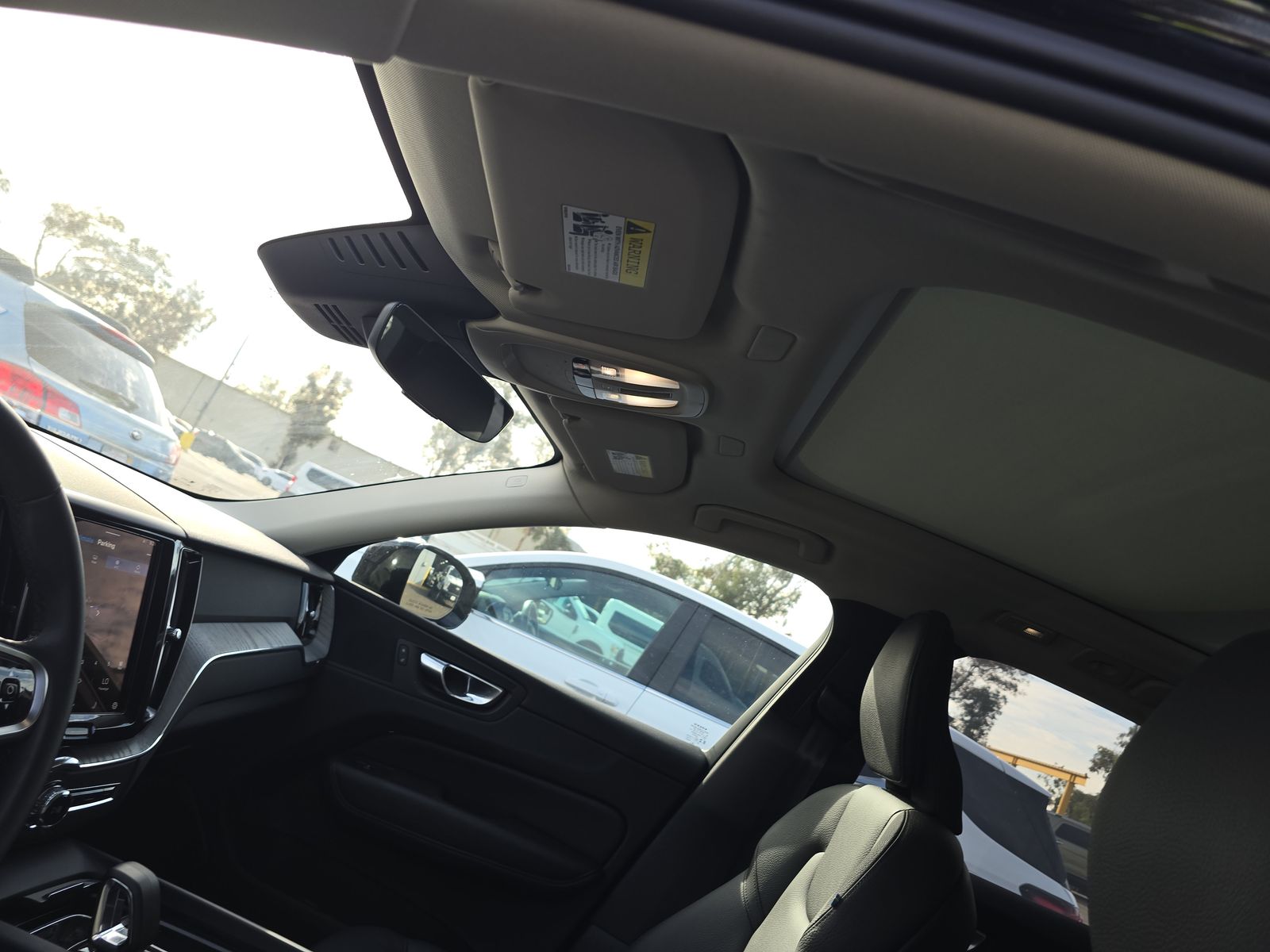 2025 Volvo XC60 B5 Plus AWD