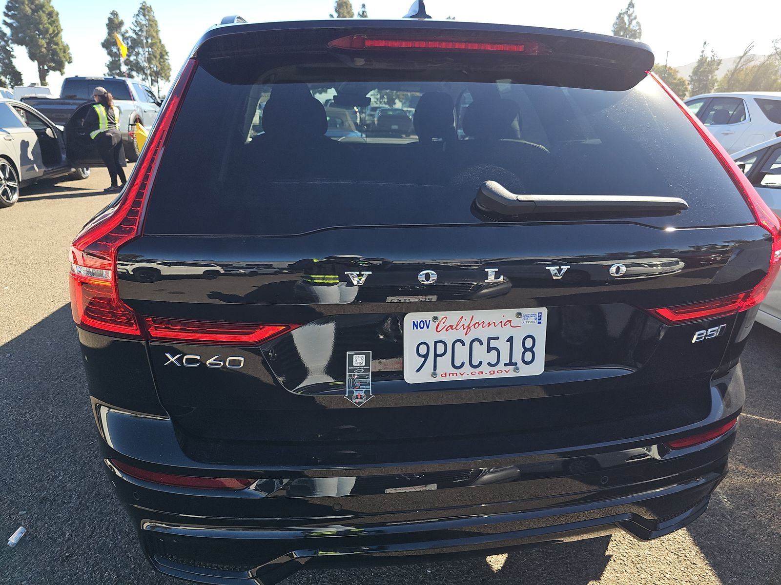 2025 Volvo XC60 B5 Plus AWD