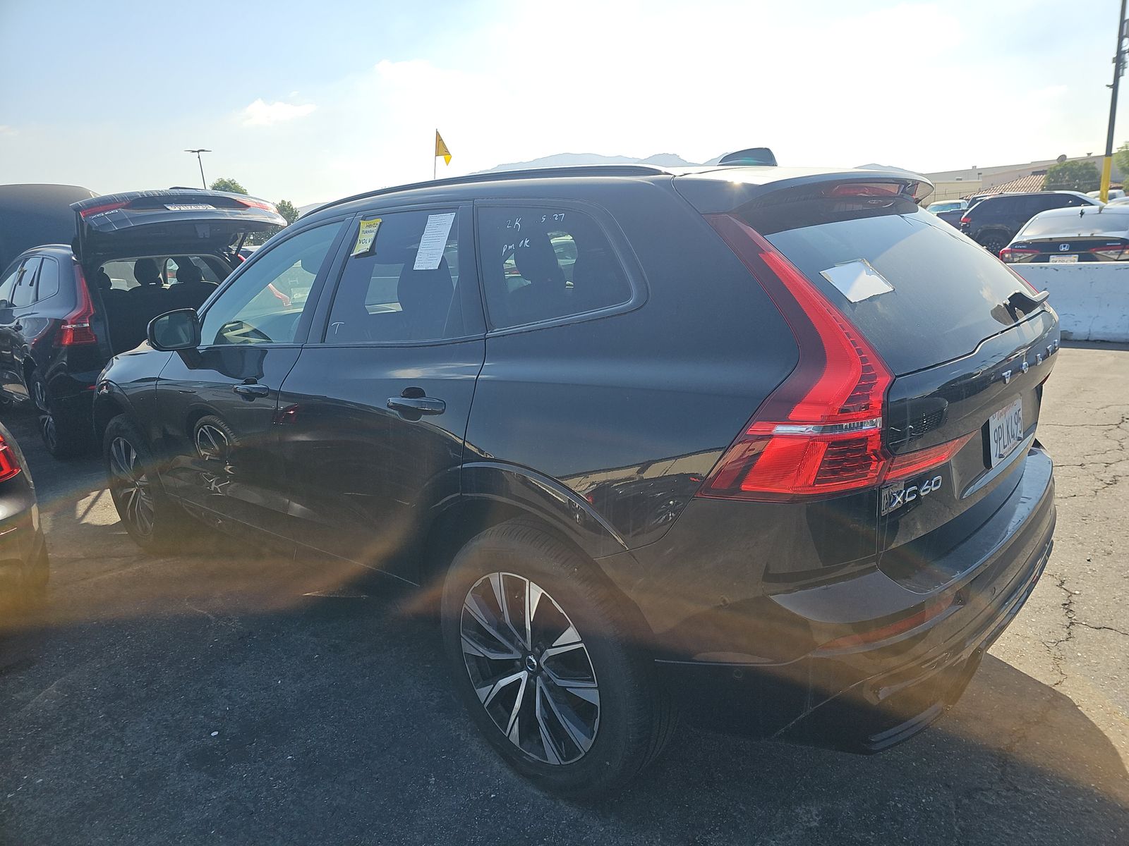 2025 Volvo XC60 B5 Plus AWD
