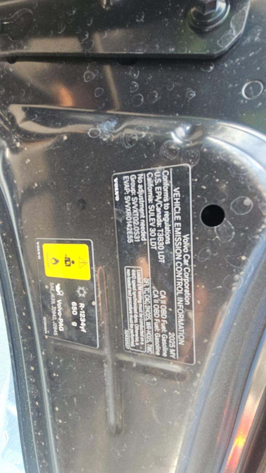 2025 Volvo XC60 B5 Plus AWD