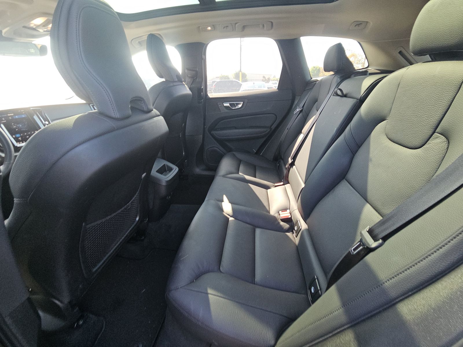 2025 Volvo XC60 B5 Plus AWD