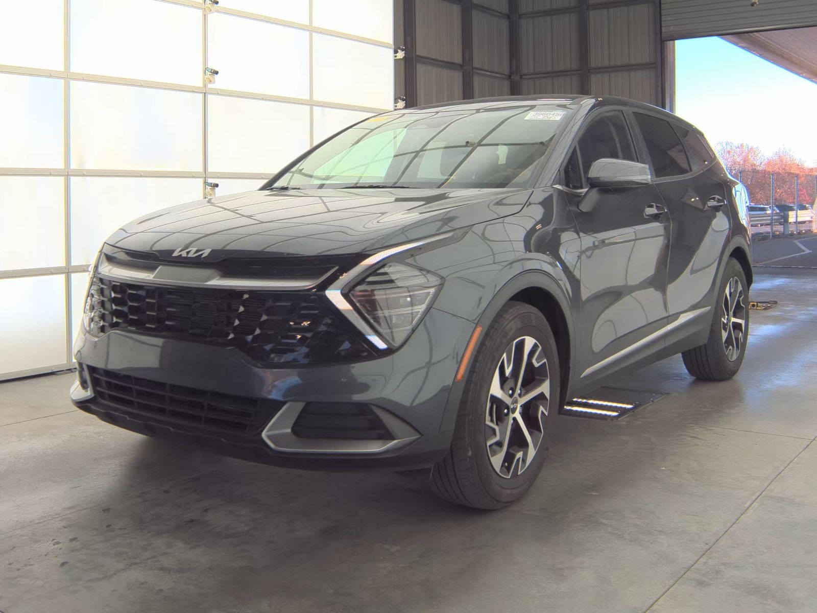 2024 Kia Sportage EX FWD