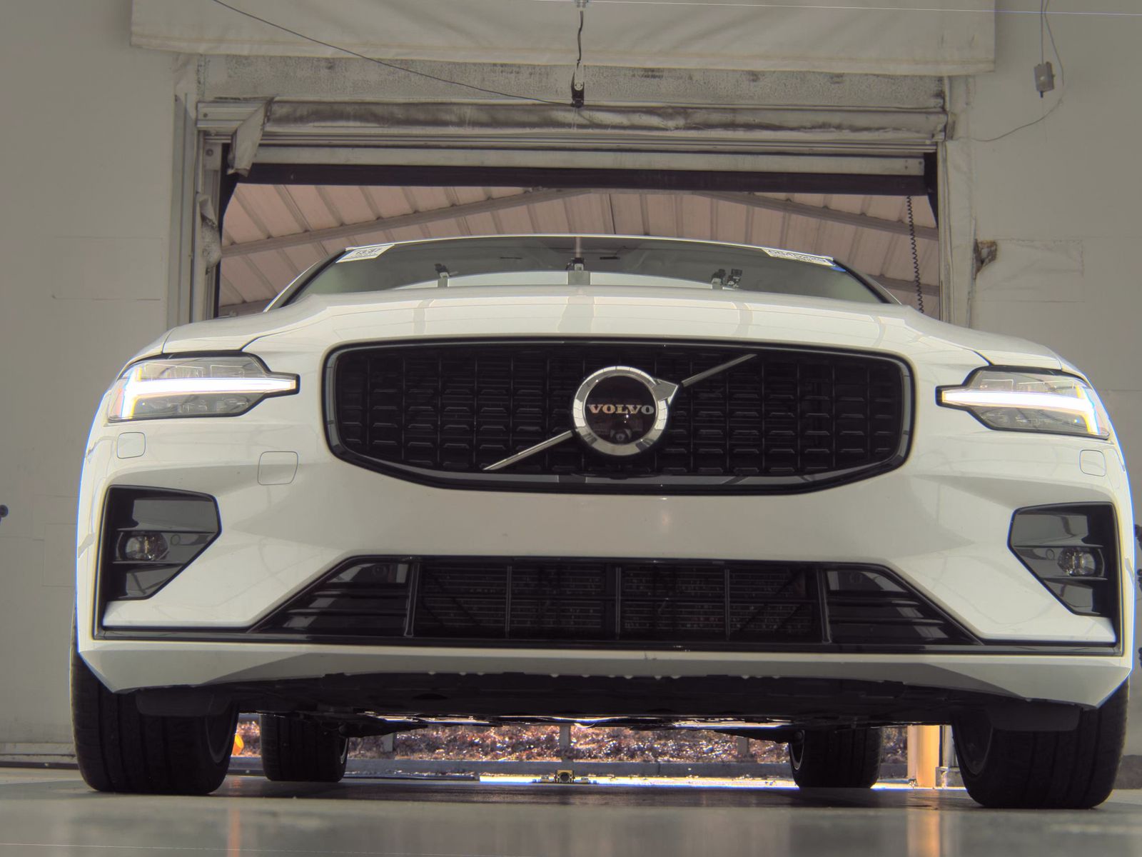 2025 Volvo S60 B5 Plus AWD