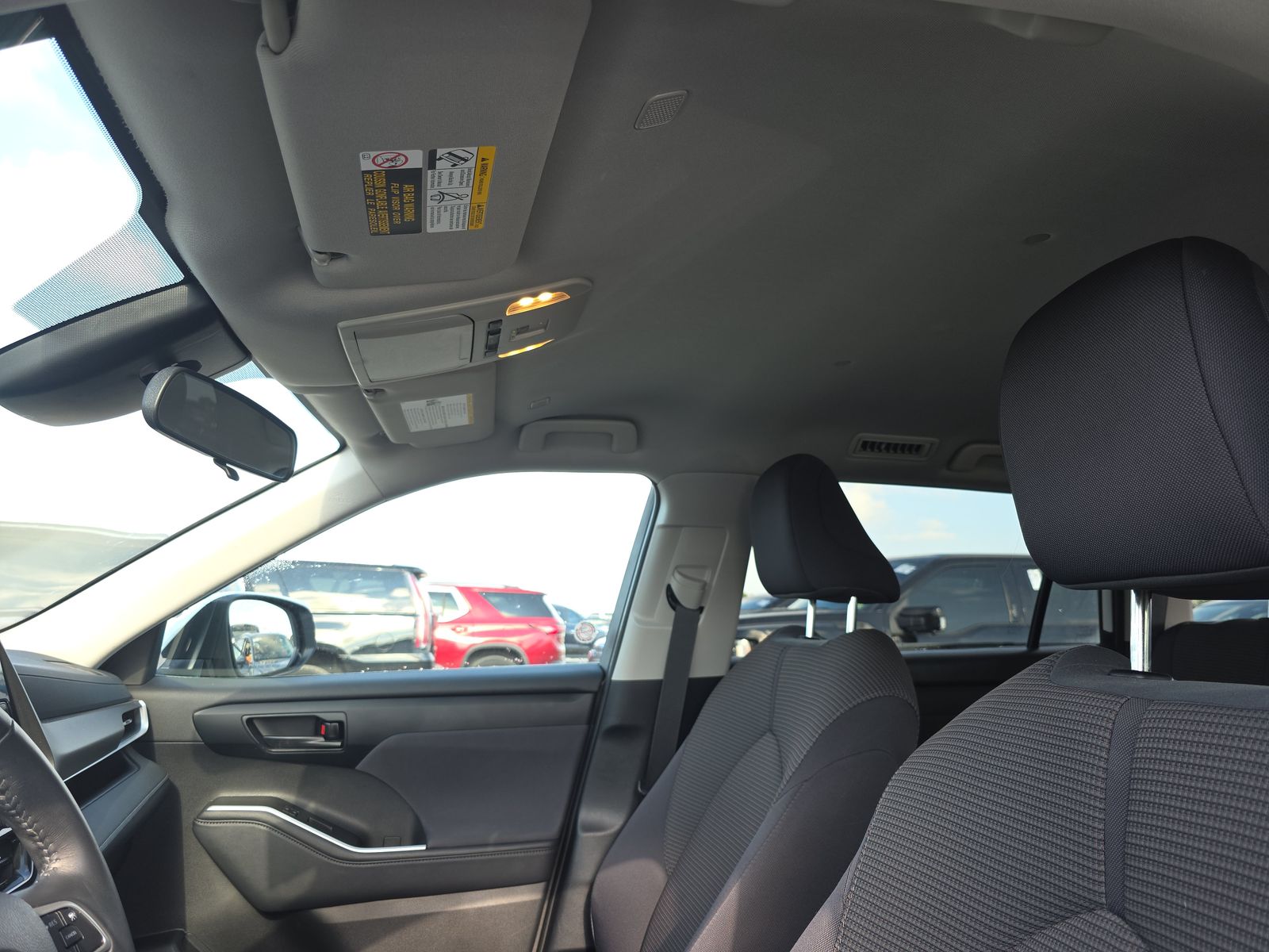 2024 Toyota Highlander LE FWD