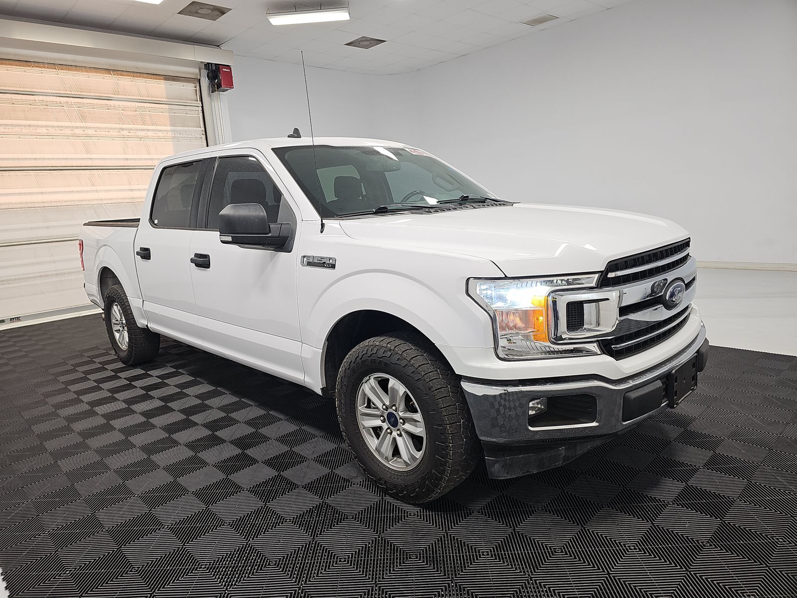 2019 Ford F-150 XLT RWD