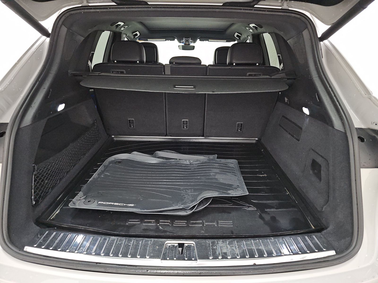 2023 Porsche Cayenne Platinum Edition AWD