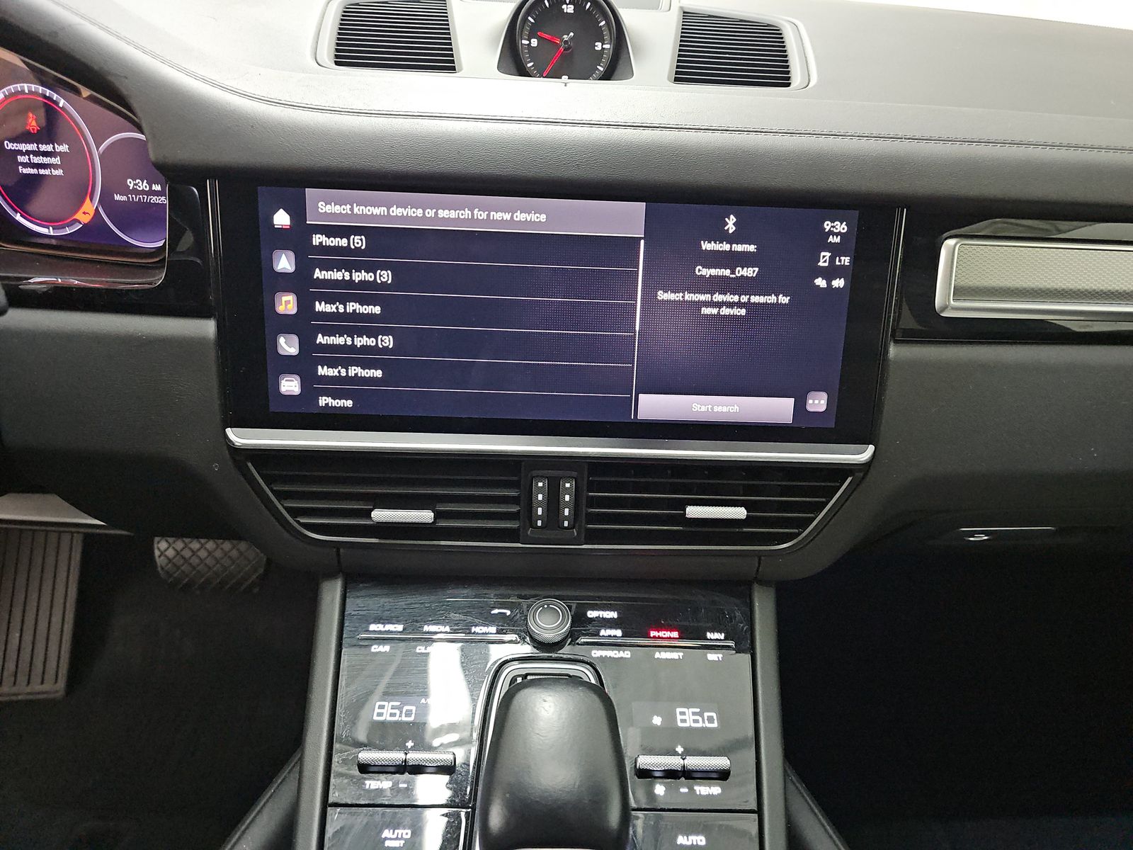 2023 Porsche Cayenne Platinum Edition AWD