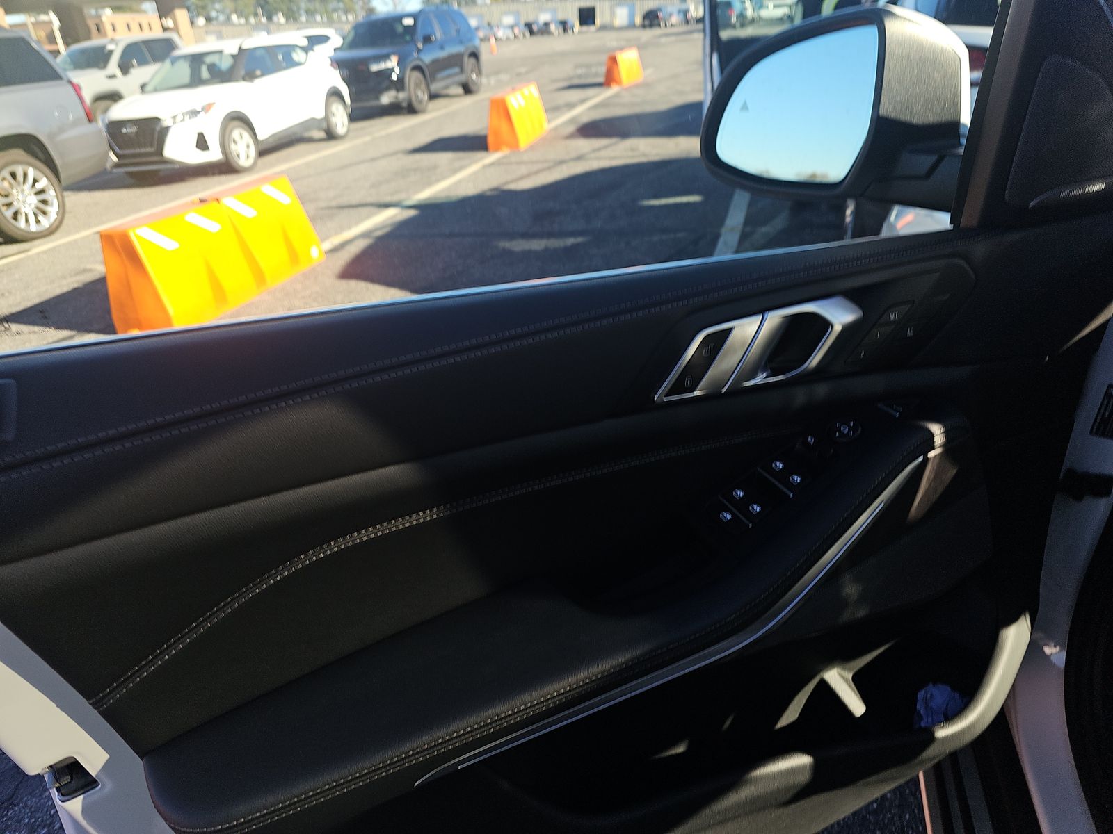 2025 BMW X5 xDrive40i AWD