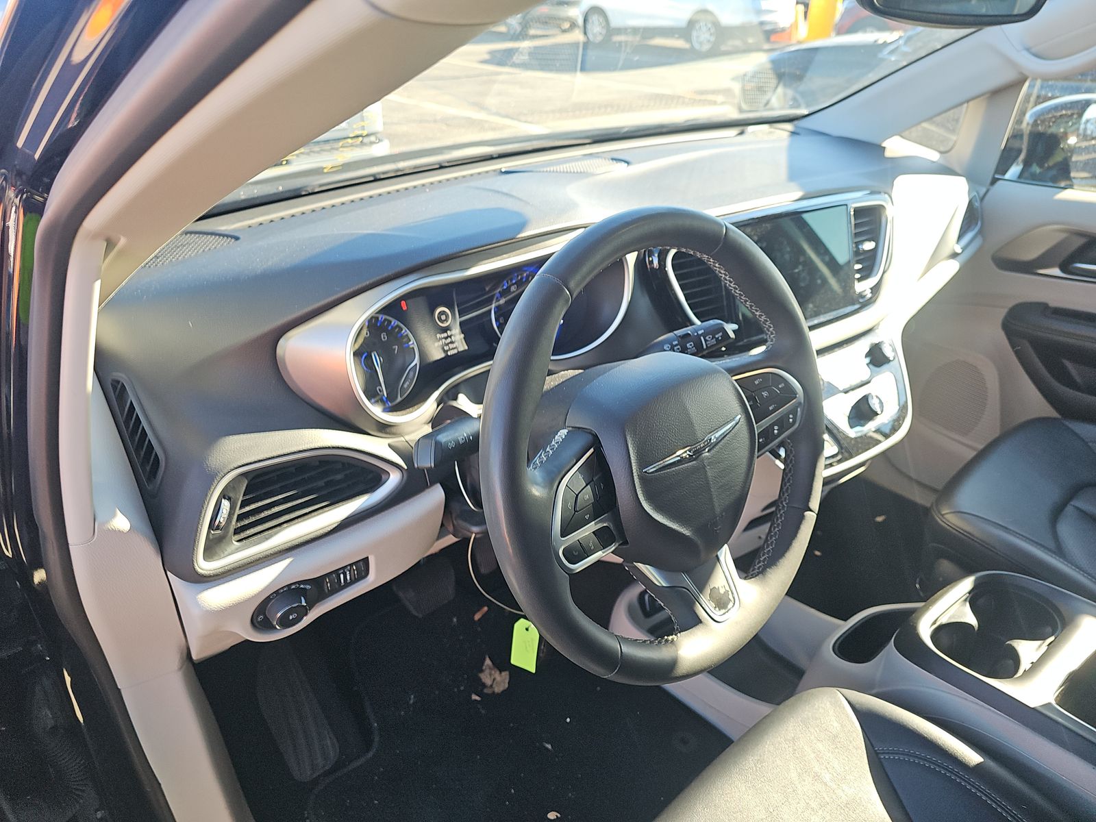 2024 Chrysler Pacifica Touring L FWD