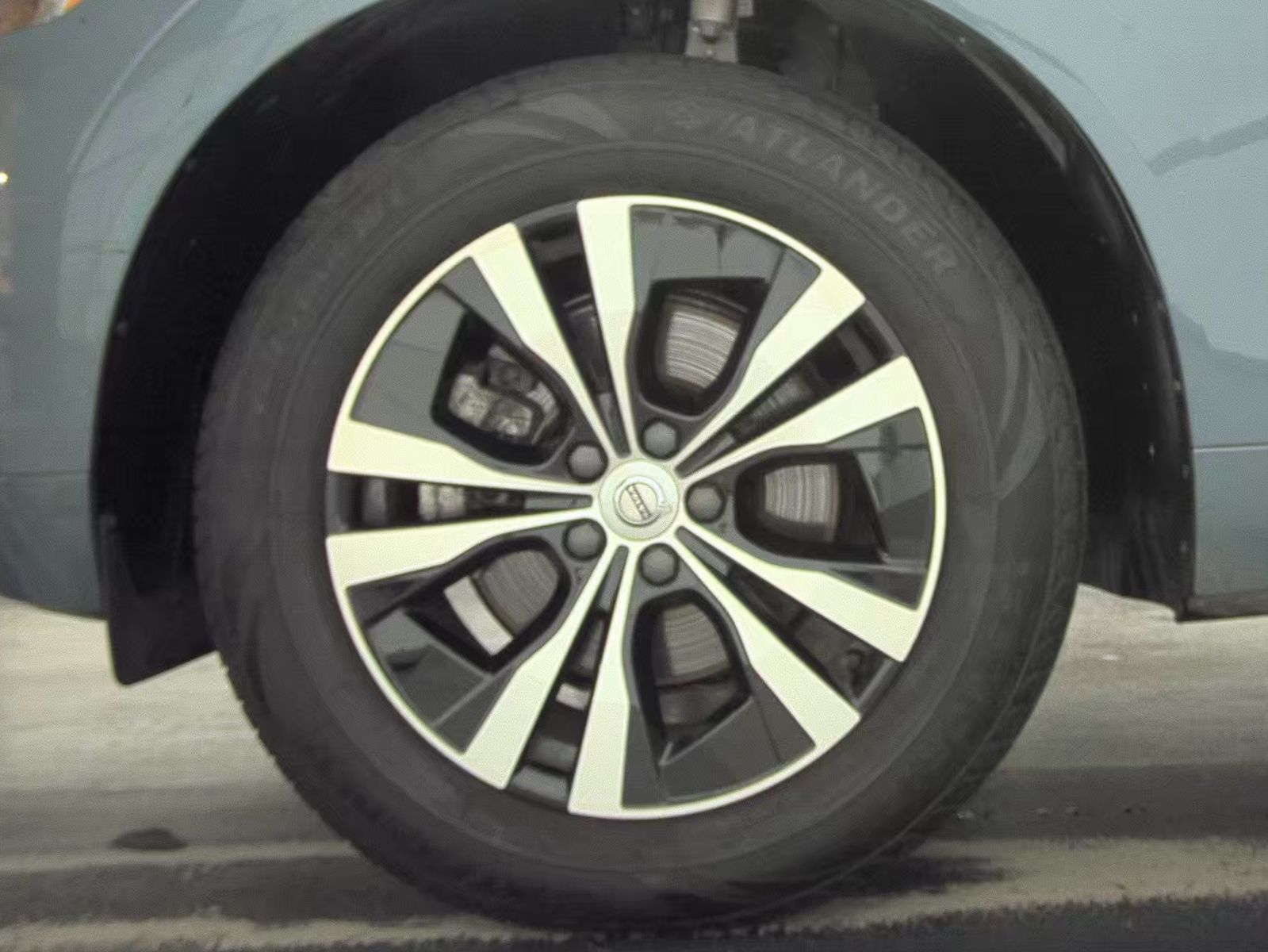 2023 Volvo XC60 B5 Core AWD