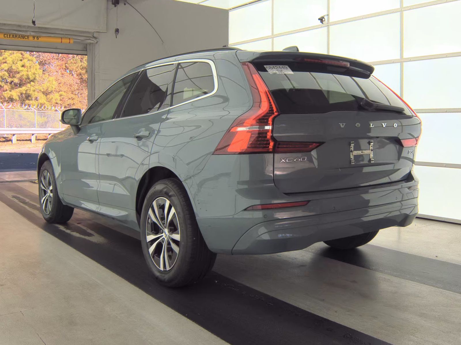 2023 Volvo XC60 B5 Core AWD