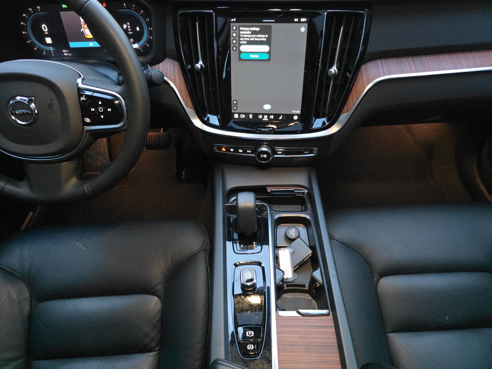 2025 Volvo S60 B5 Plus FWD