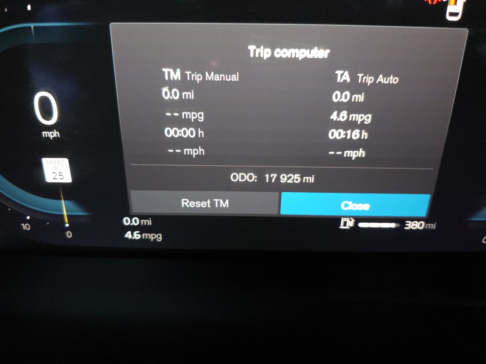 2025 Volvo S60 B5 Plus FWD