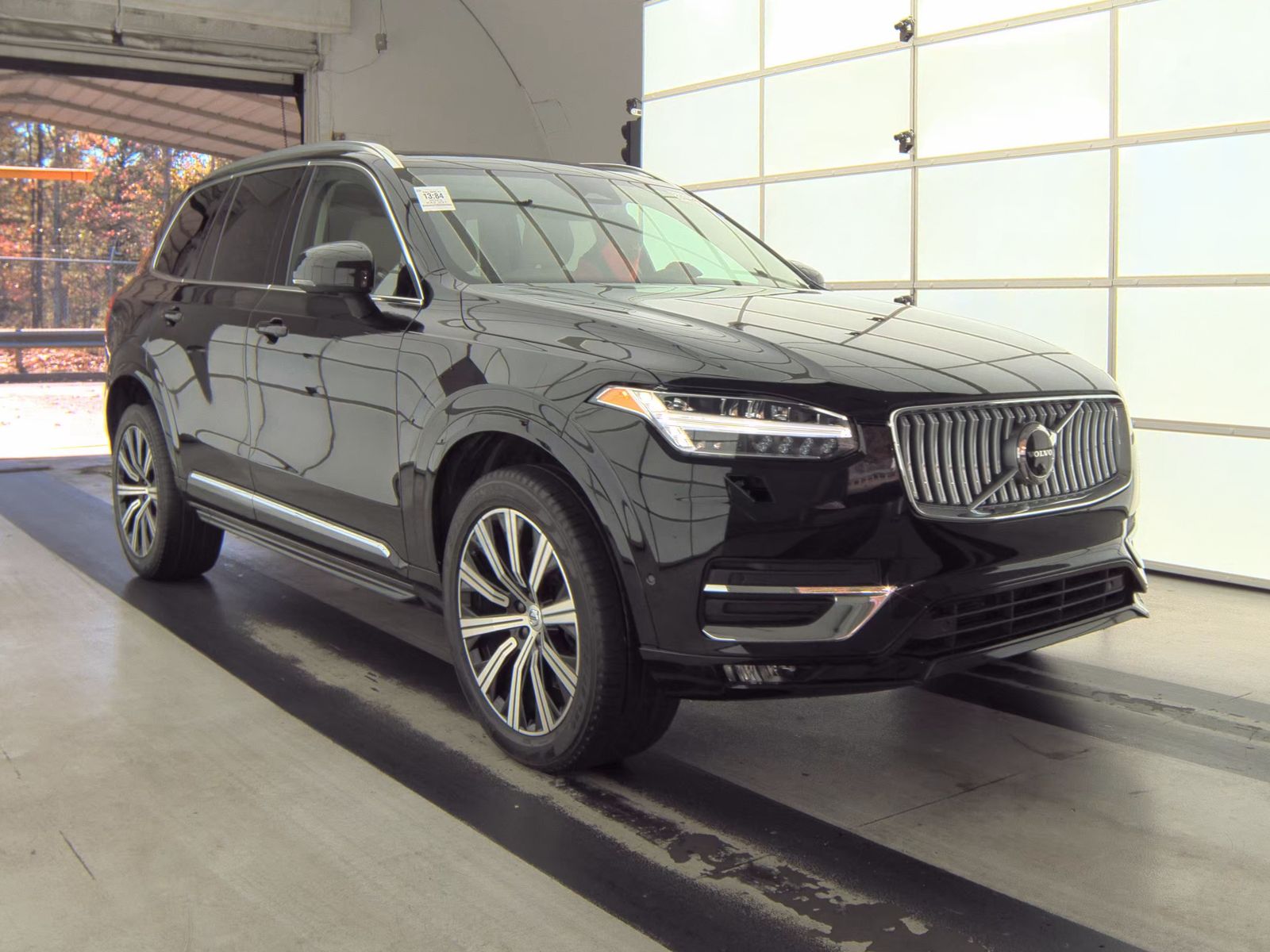 2023 Volvo XC90 B6 Plus AWD