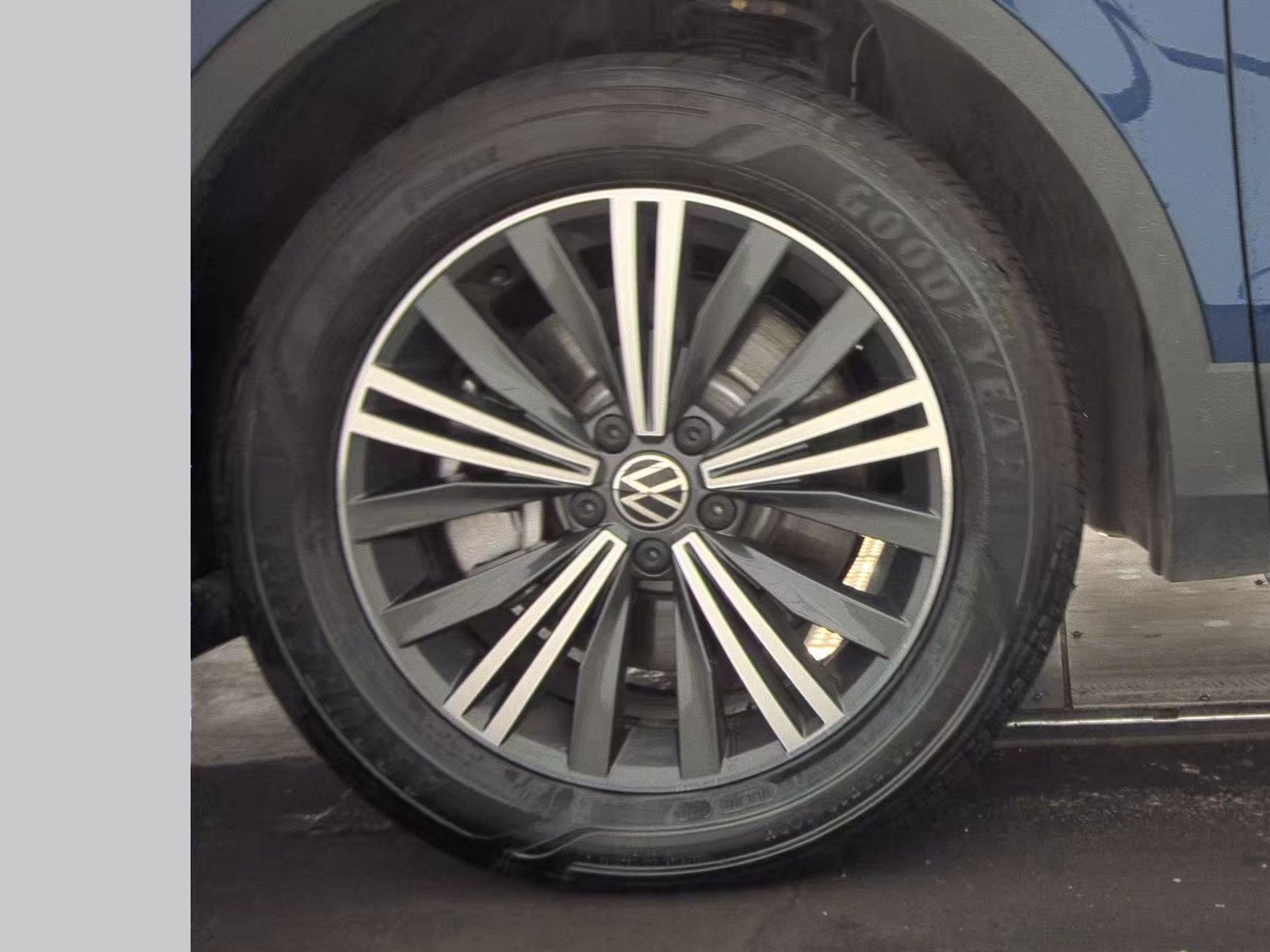 2024 Volkswagen Tiguan 2.0T Wolfsburg Edition FWD