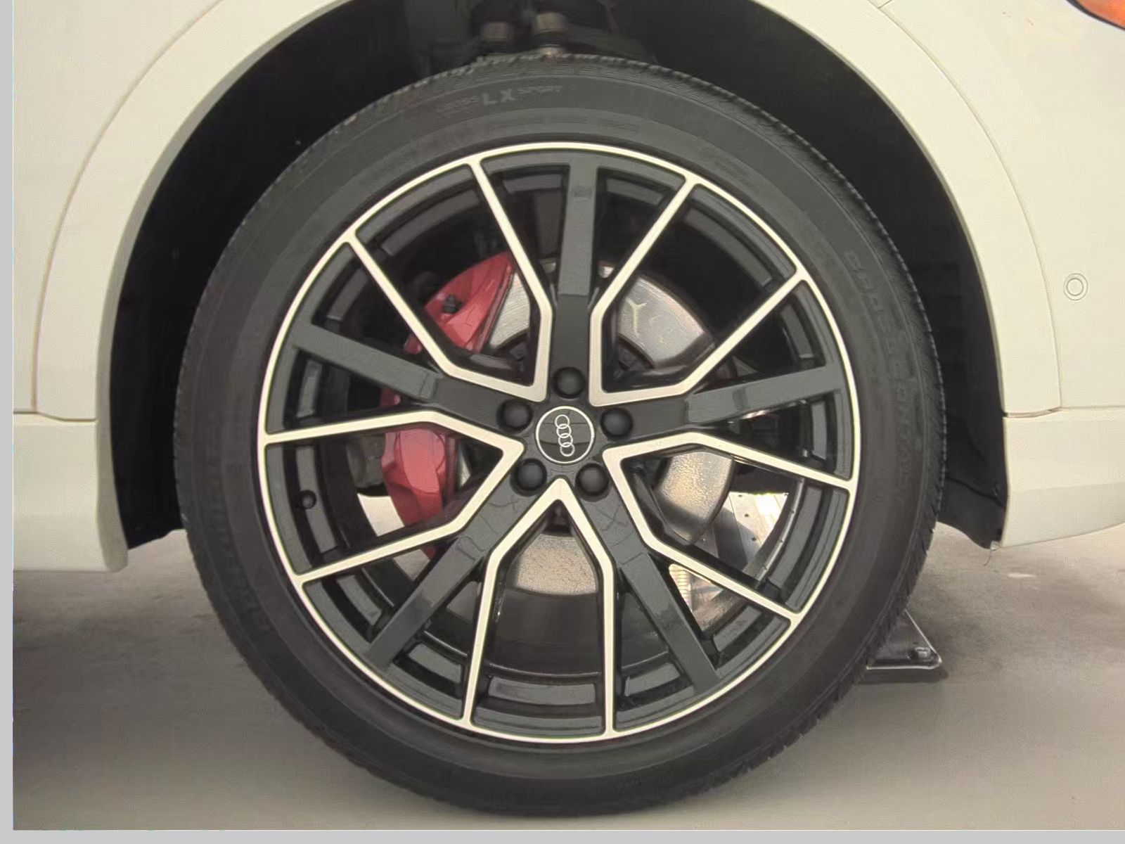 2019 Audi Q8 Premium Plus AWD