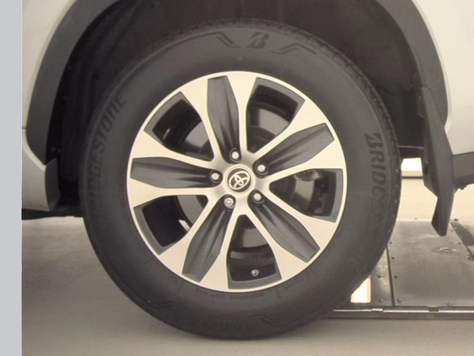 2022 Toyota Highlander XLE AWD