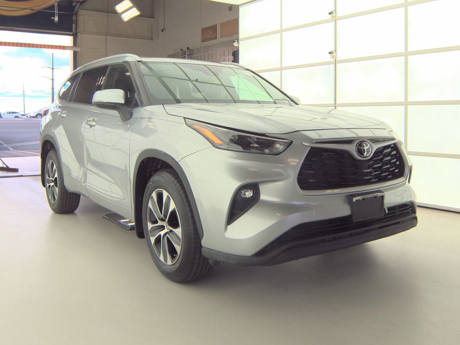 2022 Toyota Highlander XLE AWD