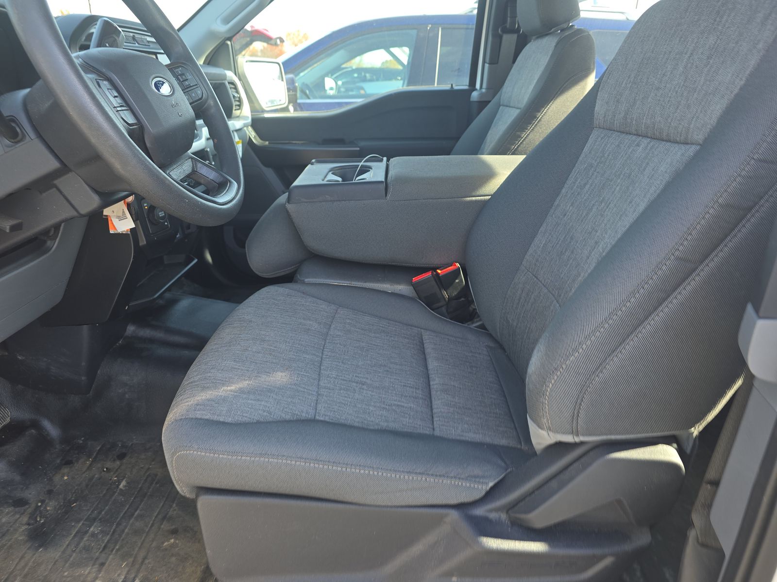 2022 Ford F-150 XL AWD