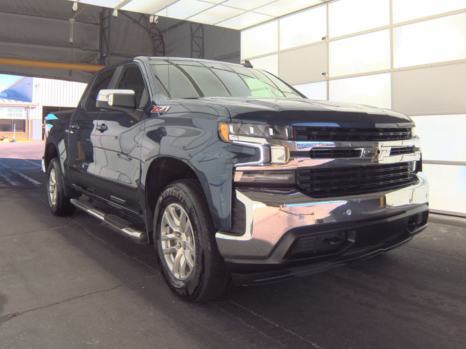 2022 Chevrolet Silverado 1500 LT AWD