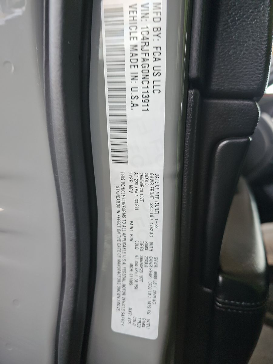 2022 Jeep Grand Cherokee Laredo X AWD