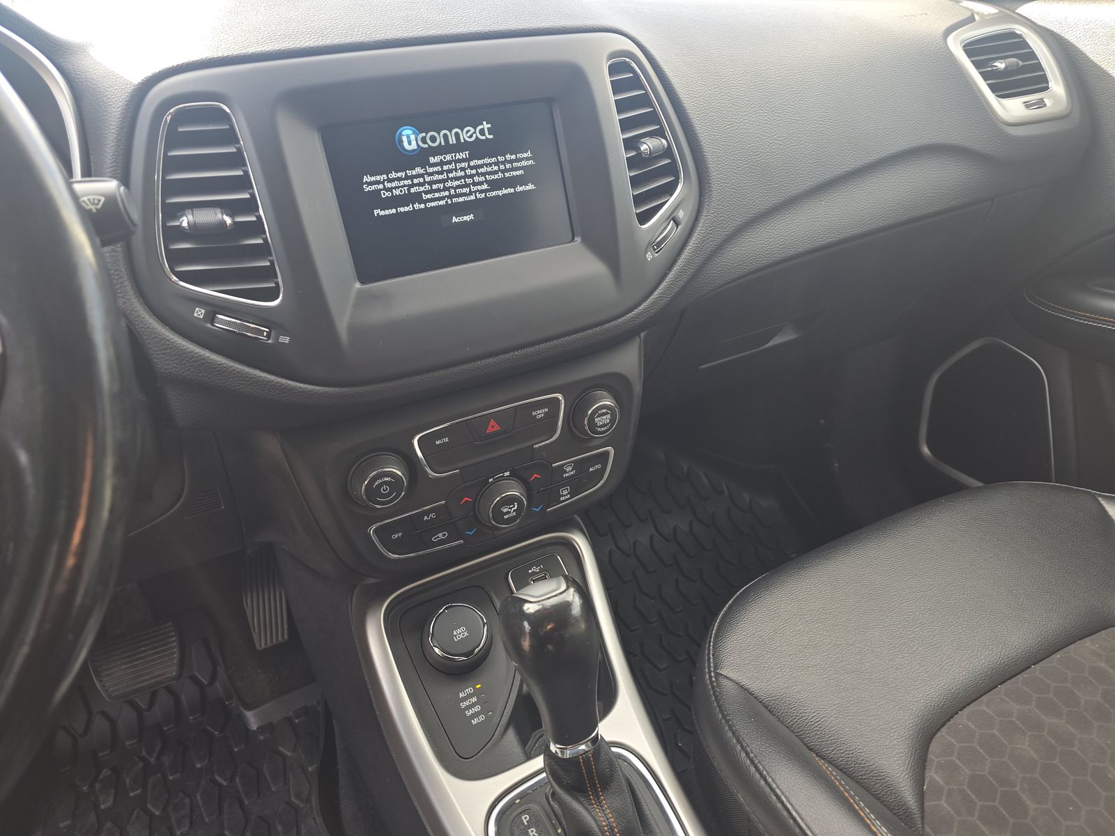 2019 Jeep Compass Latitude AWD