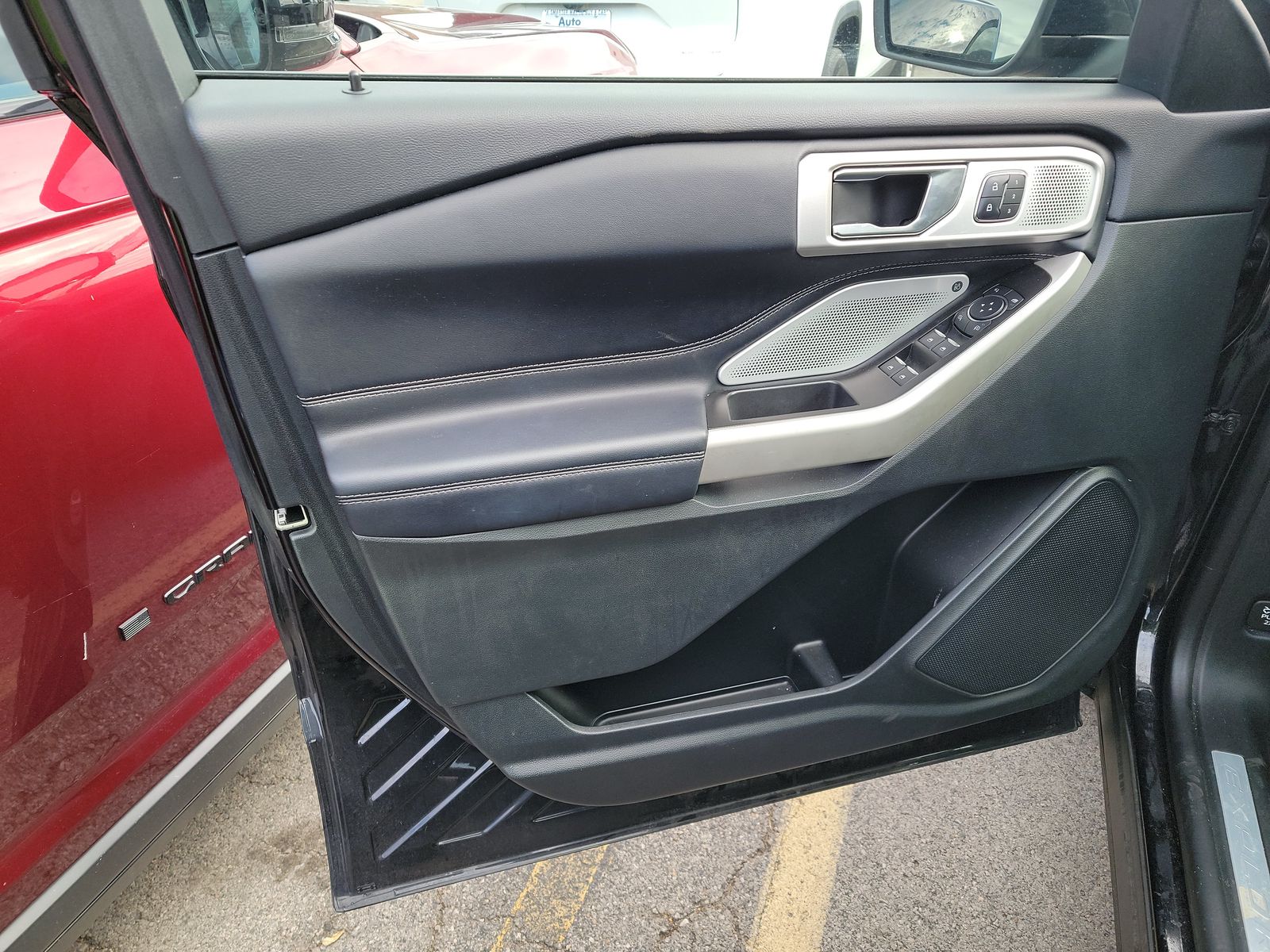 2022 Ford Explorer Limited AWD